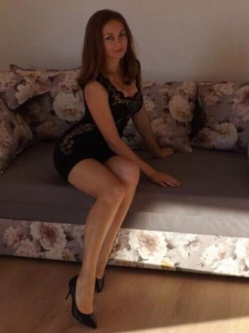 Юна
